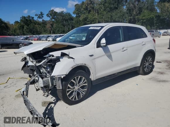 ✅ 2018 Mitsubishi Outlander ES • VIN: JA4AP3AU4JZ011674 • Lot: 91460965. Listed on Copart with 44,084 mi. Free auction sales archive from the USA and detailed vehicle history report at DreamBid. Image 1.