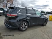 ✅ 2016 Toyota Highlander XLE • VIN: 5TDJKRFH3GS300963 • Lot: 92726075. Wystawiony na Copart z przebiegiem 147 586 mil. Bezpłatny archiwum sprzedaży aukcyjnych z USA i szczegółowy raport historii pojazdu na DreamBid. Zdjęcie 3.