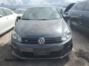 ✅ 2012 Volkswagen Golf R • VIN: WVWPF7AJ4CW301210 • Лот: 75675764. Опубликован ранее на Copart с пробегом 56 269 миль. Бесплатный доступ к архиву аукционных продаж из США и подробный отчёт об истории автомобиля на DreamBid. Изображение 5.