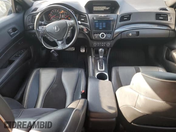 ✅ 2019 Acura ILX Premium • VIN: 19UDE2F87KA010776 • Лот: 71425025. Опубликован ранее на Copart с пробегом 84 777 миль. Бесплатный доступ к архиву аукционных продаж из США и подробный отчёт об истории автомобиля на DreamBid. Изображение 8.