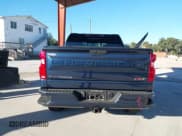 ✅ 2022 Chevrolet Silverado 1500 RST • VIN: 1GCUYEEDXNZ137209 • Лот: 43530163. Опубликован ранее на IAAI с пробегом 43 266 миль. Бесплатный доступ к архиву аукционных продаж из США и подробный отчёт об истории автомобиля на DreamBid. Изображение 17.