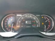 ✅ 2024 Toyota RAV4 XLE Premium • VIN: 2T3C1RFV0RW303029 • Lot: 80878605. Wystawiony na Copart z przebiegiem 27 666 mil. Bezpłatny archiwum sprzedaży aukcyjnych z USA i szczegółowy raport historii pojazdu na DreamBid. Zdjęcie 9.