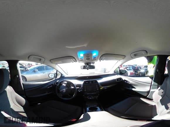 ✅ 2021 Toyota Prius XLE • VIN: JTDKAMFP5M3165273 • Lot: 43822615. Listed on IAAI with 70,012 mi. Free auction sales archive from the USA and detailed vehicle history report at DreamBid. Image 22.