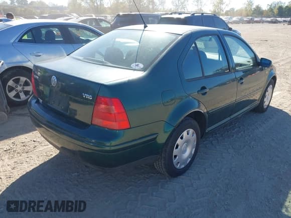 ✅ 1999 Volkswagen Jetta GLS • VIN: 3VWSE29M6XM036095 • Lot: 43338943. Listed on IAAI with 188,015 mi. Free auction sales archive from the USA and detailed vehicle history report at DreamBid. Image 4.