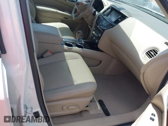 ✅ 2014 Nissan Pathfinder Platinum • VIN: 5N1AR2MNXEC734707 • Lot: 42254119. Listed on IAAI with Not provided. Free auction sales archive from the USA and detailed vehicle history report at DreamBid. Image 5.