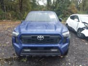 ✅ 2024 Toyota Tacoma SR5 • VIN: 3TMLB5JN6RM016325 • Лот: 43410590. Опубликован ранее на IAAI с пробегом 19 367 миль. Бесплатный доступ к архиву аукционных продаж из США и подробный отчёт об истории автомобиля на DreamBid. Изображение 12.
