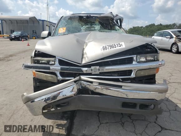 ✅ 2001 Chevrolet Tahoe LS • VIN: 1GNEK13T01J127622 • Lot: 66796515. Listed on Copart with Not provided. Free auction sales archive from the USA and detailed vehicle history report at DreamBid. Image 5.