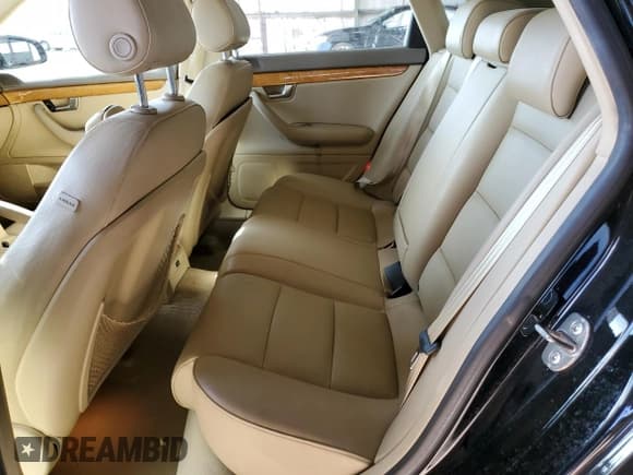 ✅ 2007 Audi A4 2.0T • VIN: WAUAF78E47A047934 • Лот: 69059615. Опубликован ранее на Copart с пробегом 149 798 миль. Бесплатный доступ к архиву аукционных продаж из США и подробный отчёт об истории автомобиля на DreamBid. Изображение 10.