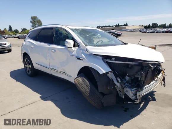 ✅ 2022 Buick Enclave Essence • VIN: 5GAEVAKW0NJ181022 • Lot: 66510255. Wystawiony na Copart z przebiegiem Nie podano. Bezpłatny archiwum sprzedaży aukcyjnych z USA i szczegółowy raport historii pojazdu na DreamBid. Zdjęcie 4.