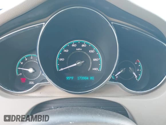 ✅ 2011 Chevrolet Malibu 1LT • VIN: 1G1ZC5E11BF389088 • Lot: 43322363. Listed on IAAI with 173,984 mi. Free auction sales archive from the USA and detailed vehicle history report at DreamBid. Image 7.