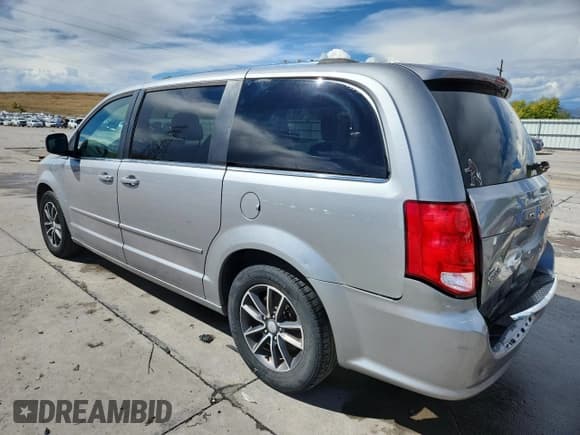✅ 2017 Dodge Grand Caravan SXT • VIN: 2C4RDGCG8HR625339 • Lot: 84286495. Wystawiony na Copart z przebiegiem 130 331 mil. Bezpłatny archiwum sprzedaży aukcyjnych z USA i szczegółowy raport historii pojazdu na DreamBid. Zdjęcie 2.