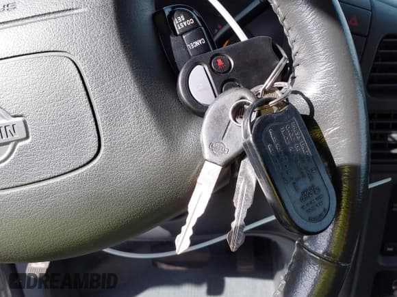 ✅ 2000 Nissan Quest GXE • VIN: 4N2XN11T2YD807250 • Lot: 41711556. Listed on IAAI with 122,831 mi. Free auction sales archive from the USA and detailed vehicle history report at DreamBid. Image 11.