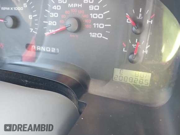 ✅ 2008 Ford F-150 XLT • VIN: 1FTPW12518FC09767 • Lot: 43379891. Wystawiony na IAAI z przebiegiem 208 828 mil. Bezpłatny archiwum sprzedaży aukcyjnych z USA i szczegółowy raport historii pojazdu na DreamBid. Zdjęcie 7.