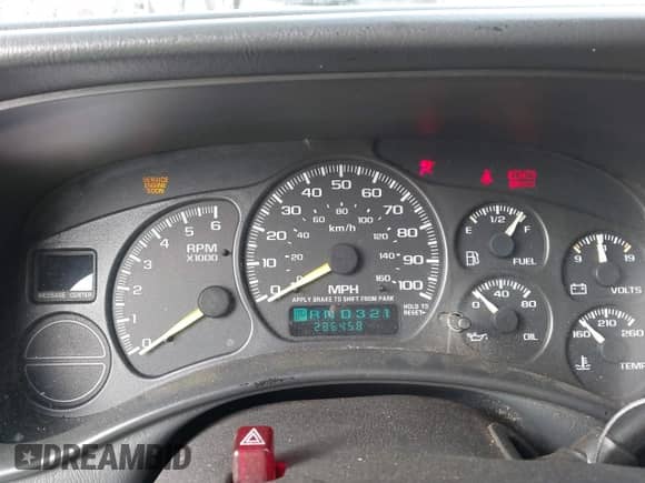 2000 Chevrolet Silverado 1500 LS z VIN 2GCEK19T8Y1280401, wystawiony jako IAAI lot #43335240 z przebiegiem 286 458 mil mil oraz . Historia ofert i sprzedaży dostępna na DreamBid. Obrazek 7.