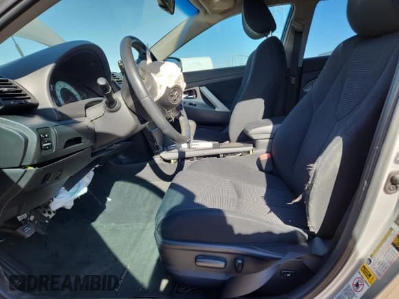 ✅ 2010 Toyota Camry • VIN: 4T1BF3EK6AU570884 • Лот: 92253785. Опубликован ранее на Copart с пробегом Не указан. Бесплатный доступ к архиву аукционных продаж из США и подробный отчёт об истории автомобиля на DreamBid. Изображение 7.