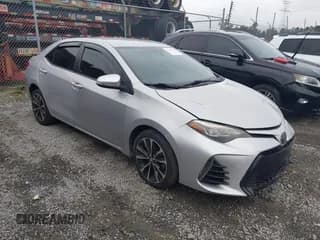 ✅ 2017 Toyota Corolla LE • VIN: 2T1BURHE1HC879298 • Lot: 43562375. Wystawiony na IAAI z przebiegiem 98 700 mil. Bezpłatny archiwum sprzedaży aukcyjnych z USA i szczegółowy raport historii pojazdu na DreamBid. Zdjęcie 1.