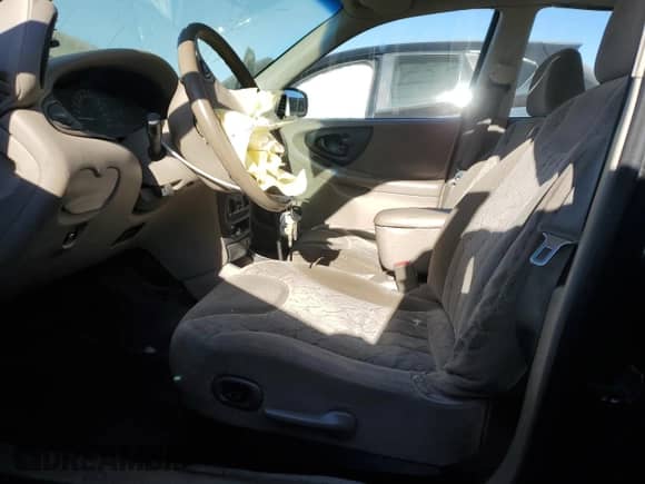 2002 Chevrolet Malibu LS с VIN 1G1NE52J02M625206, выставлен на аукционе Copart как лот 83426604 с пробегом Не указан миль и На запчасти • Non repairable. История ставок и продаж доступна на DreamBid. Изображение 7.