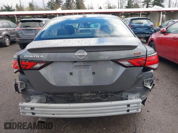 ✅ 2025 Nissan Sentra SR • VIN: 3N1AB8DV7SY321578 • Lot: 43822468. Wystawiony na IAAI z przebiegiem 14 354 mil. Bezpłatny archiwum sprzedaży aukcyjnych z USA i szczegółowy raport historii pojazdu na DreamBid. Zdjęcie 17.