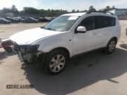 ✅ 2010 Mitsubishi Outlander ES • VIN: JA4AT2AW5AZ004367 • Lot: 42473635. Listed on IAAI with 156,250 mi. Free auction sales archive from the USA and detailed vehicle history report at DreamBid. Image 2.