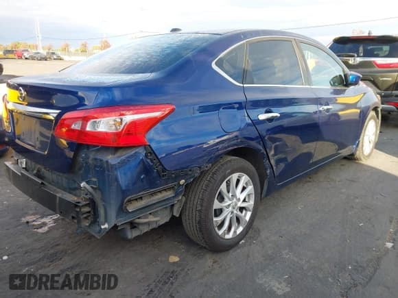 ✅ 2017 Nissan Sentra SV • VIN: 3N1AB7AP5HY319420 • Лот: 43687192. Опубликован ранее на IAAI с пробегом 88 361 миль. Бесплатный доступ к архиву аукционных продаж из США и подробный отчёт об истории автомобиля на DreamBid. Изображение 4.