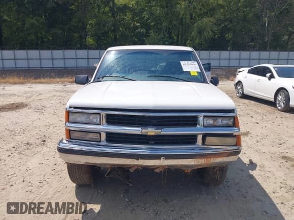 ✅ 1998 Chevrolet Silverado 1500 • VIN: 1GCEK19R1WR103438 • Lot: 43219836. Listed on IAAI with 98,590 mi. Free auction sales archive from the USA and detailed vehicle history report at DreamBid. Image 12.