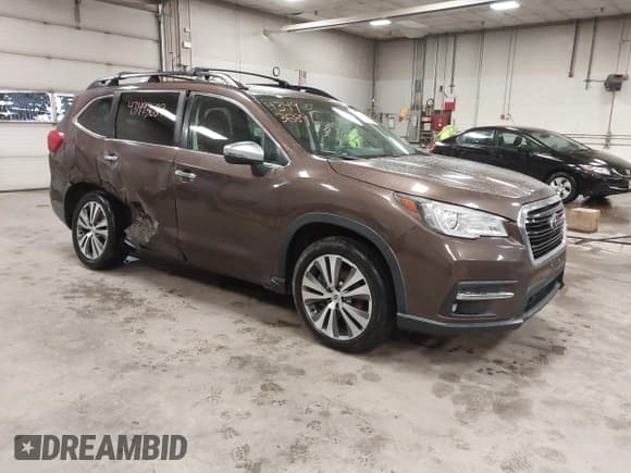 ✅ 2019 Subaru Ascent Touring • VIN: 4S4WMARDXK3403281 • Lot: 43493689. Listed on IAAI with 151,190 mi. Free auction sales archive from the USA and detailed vehicle history report at DreamBid. Image 1.