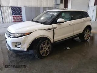 ✅ 2015 Land Rover Range Rover Evoque Pure Plus • VIN: SALVP2BG5FH994588 • Lot: 81860585. Wystawiony na Copart z przebiegiem 78 446 mil. Bezpłatny archiwum sprzedaży aukcyjnych z USA i szczegółowy raport historii pojazdu na DreamBid. Zdjęcie 1.