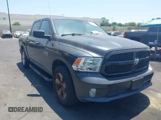 ✅ 2015 Ram 1500 Express • VIN: 1C6RR6KG3FS570637 • Lot: 42737230. Wystawiony na IAAI z przebiegiem 135 290 mil. Bezpłatny archiwum sprzedaży aukcyjnych z USA i szczegółowy raport historii pojazdu na DreamBid. Zdjęcie 1.