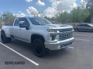 ✅ 2020 Chevrolet Silverado 3500HD LTZ • VIN: 1GC4YUEY8LF208936 • Lot: 59998105. Listed on Copart with 72,985 mi. Free auction sales archive from the USA and detailed vehicle history report at DreamBid. Image 1.