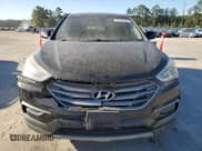 ✅ 2017 Hyundai Santa Fe 2.4L • VIN: 5XYZTDLB4HG390447 • Лот: 87127465. Опубликован ранее на Copart с пробегом 150 668 миль. Бесплатный доступ к архиву аукционных продаж из США и подробный отчёт об истории автомобиля на DreamBid. Изображение 5.