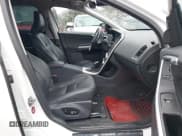 ✅ 2016 Volvo XC60 T5 Premier • VIN: YV4612RK0G2805919 • Lot: 43658061. Listed on IAAI with 129,369 mi. Free auction sales archive from the USA and detailed vehicle history report at DreamBid. Image 5.