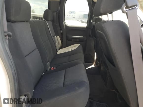 ✅ 2011 GMC Sierra 1500 SLE • VIN: 1GTR1VE00BZ308102 • Lot: 70129345. Wystawiony na Copart z przebiegiem 288 919 mil. Bezpłatny archiwum sprzedaży aukcyjnych z USA i szczegółowy raport historii pojazdu na DreamBid. Zdjęcie 10.