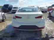 2019 Hyundai Elantra SE z VIN 5NPD74LF3KH415341, wystawiony jako IAAI lot #43413818 z przebiegiem 106 025 mil mil oraz . Historia ofert i sprzedaży dostępna na DreamBid. Obrazek 17.