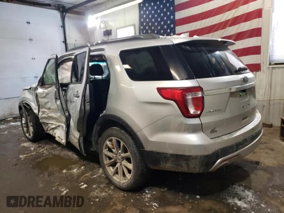 ✅ 2016 Ford Explorer Limited • VIN: 1FM5K8F82GGA77199 • Lot: 43726365. Wystawiony na Copart z przebiegiem 154 248 mil. Bezpłatny archiwum sprzedaży aukcyjnych z USA i szczegółowy raport historii pojazdu na DreamBid. Zdjęcie 2.