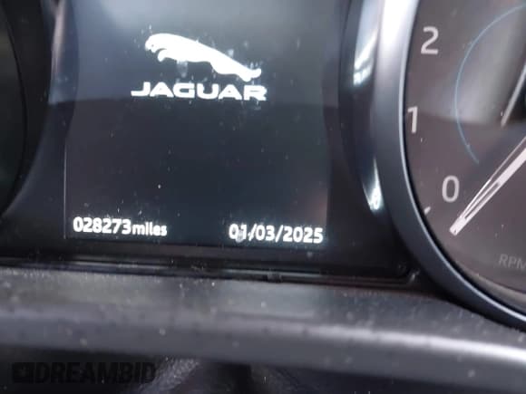 ✅ 2020 Jaguar F-Pace 25t Premium • VIN: SADCJ2FX3LA645447 • Lot: 41228606. Listed on IAAI with 28,273 mi. Free auction sales archive from the USA and detailed vehicle history report at DreamBid. Image 7.