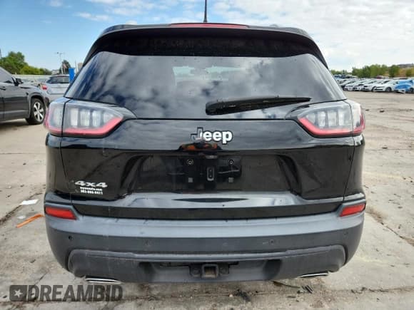 ✅ 2019 Jeep Cherokee Altitude • VIN: 1C4PJMLX9KD112321 • Lot: 80733145. Listed on Copart with 104,912 mi. Free auction sales archive from the USA and detailed vehicle history report at DreamBid. Image 6.