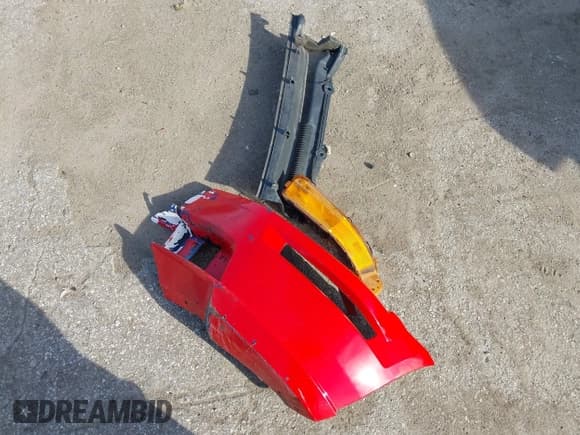 ✅ 2005 Ford Mustang Deluxe • VIN: 1ZVFT80N555123554 • Лот: 43556677. Опубликован ранее на IAAI с пробегом Не указан. Бесплатный доступ к архиву аукционных продаж из США и подробный отчёт об истории автомобиля на DreamBid. Изображение 12.