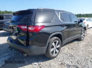 ✅ 2021 Chevrolet Traverse LT • VIN: 1GNERHKW4MJ260176 • Lot: 43343332. Wystawiony na IAAI z przebiegiem 126 672 mil. Bezpłatny archiwum sprzedaży aukcyjnych z USA i szczegółowy raport historii pojazdu na DreamBid. Zdjęcie 4.