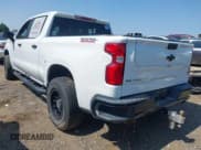 ✅ 2022 Chevrolet Silverado 1500 LT Trail Boss • VIN: 1GCPYFED7NZ146324 • Lot: 42416840. Wystawiony na IAAI z przebiegiem 69 309 mil. Bezpłatny archiwum sprzedaży aukcyjnych z USA i szczegółowy raport historii pojazdu na DreamBid. Zdjęcie 3.