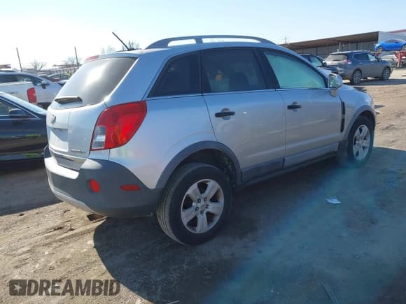 ✅ 2013 Chevrolet Captiva Sport LS • VIN: 3GNAL2EK8DS581691 • Lot: 41424699. Wystawiony na IAAI z przebiegiem Nie podano. Bezpłatny archiwum sprzedaży aukcyjnych z USA i szczegółowy raport historii pojazdu na DreamBid. Zdjęcie 4.