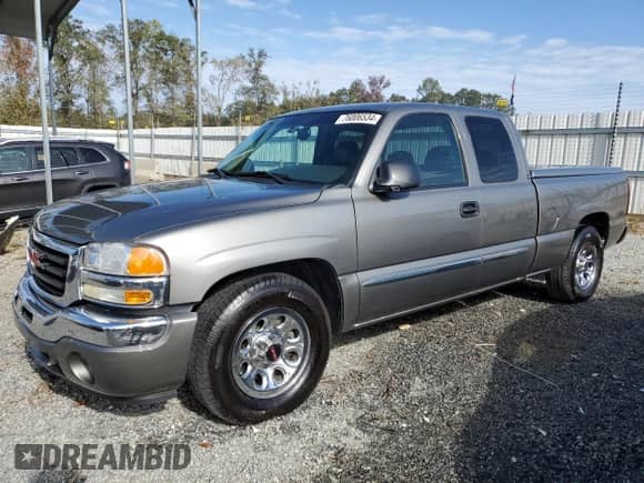 2006 GMC Sierra 1500 SLE1 with VIN 1GTEC19V66Z143900, listed as a Copart auction lot 76006534 with 255,088 mi miles and Salvage title. Bid and sale history available at DreamBid. Image 1.