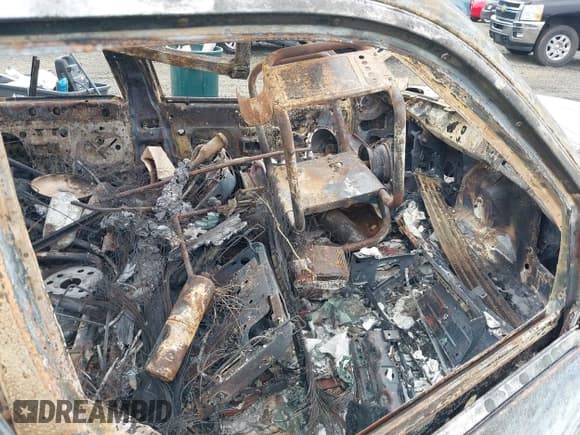 ✅ 1999 Ford Explorer XLT • VIN: 1FMZU34E9XZB73679 • Лот: 42322708. Опубликован ранее на IAAI с пробегом Не указан. Бесплатный доступ к архиву аукционных продаж из США и подробный отчёт об истории автомобиля на DreamBid. Изображение 5.