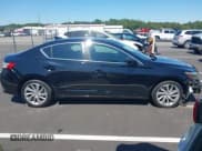 ✅ 2016 Acura ILX Premium • VIN: 19UDE2F79GA019865 • Lot: 43175109. Wystawiony na IAAI z przebiegiem 120 216 mil. Bezpłatny archiwum sprzedaży aukcyjnych z USA i szczegółowy raport historii pojazdu na DreamBid. Zdjęcie 13.