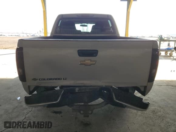 ✅ 2007 Chevrolet Colorado 1LT • VIN: 1GCCS13E278158114 • Lot: 75443094. Wystawiony na Copart z przebiegiem 240 351 mil. Bezpłatny archiwum sprzedaży aukcyjnych z USA i szczegółowy raport historii pojazdu na DreamBid. Zdjęcie 6.