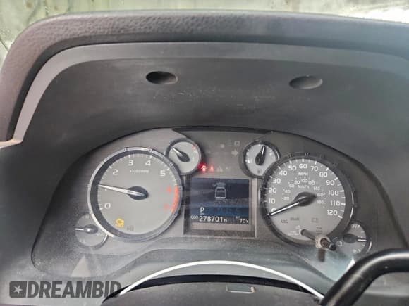 ✅ 2017 Toyota Tundra SR • VIN: 5TFRM5F17HX112984 • Lot: 96316285. Listed on Copart with 278,701 mi. Free auction sales archive from the USA and detailed vehicle history report at DreamBid. Image 9.