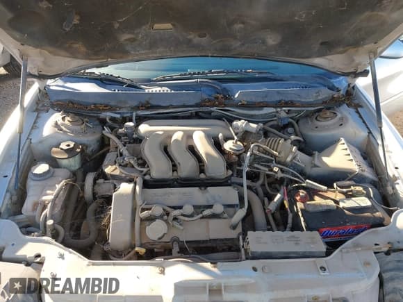 ✅ 2000 Ford Taurus SES • VIN: 1FAFP55S5YA139047 • Lot: 43899558. Wystawiony na IAAI z przebiegiem 125 218 mil. Bezpłatny archiwum sprzedaży aukcyjnych z USA i szczegółowy raport historii pojazdu na DreamBid. Zdjęcie 10.