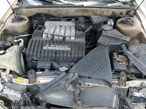 ✅ 2000 Mitsubishi Diamante LS • VIN: 6MMAP67P1YT006654 • Lot: 70639885. Listed on Copart with Not provided. Free auction sales archive from the USA and detailed vehicle history report at DreamBid. Image 11.