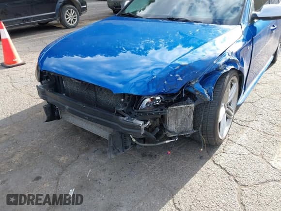 ✅ 2010 Audi S4 Premium Plus • VIN: WAUDGAFL2AA022546 • Лот: 43061531. Опубликован ранее на IAAI с пробегом 183 877 миль. Бесплатный доступ к архиву аукционных продаж из США и подробный отчёт об истории автомобиля на DreamBid. Изображение 6.