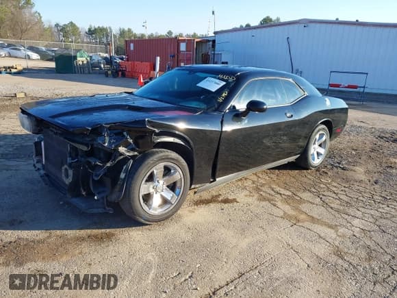 ✅ 2012 Dodge Challenger SXT • VIN: 2C3CDYAG1CH176670 • Lot: 41237080. Wystawiony na IAAI z przebiegiem 142 924 mil. Bezpłatny archiwum sprzedaży aukcyjnych z USA i szczegółowy raport historii pojazdu na DreamBid. Zdjęcie 2.
