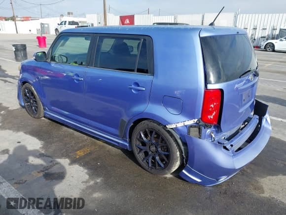 ✅ 2010 Scion xB • VIN: JTLZE4FE0A1114292 • Lot: 41812357. Wystawiony na IAAI z przebiegiem 98 491 mil. Bezpłatny archiwum sprzedaży aukcyjnych z USA i szczegółowy raport historii pojazdu na DreamBid. Zdjęcie 3.